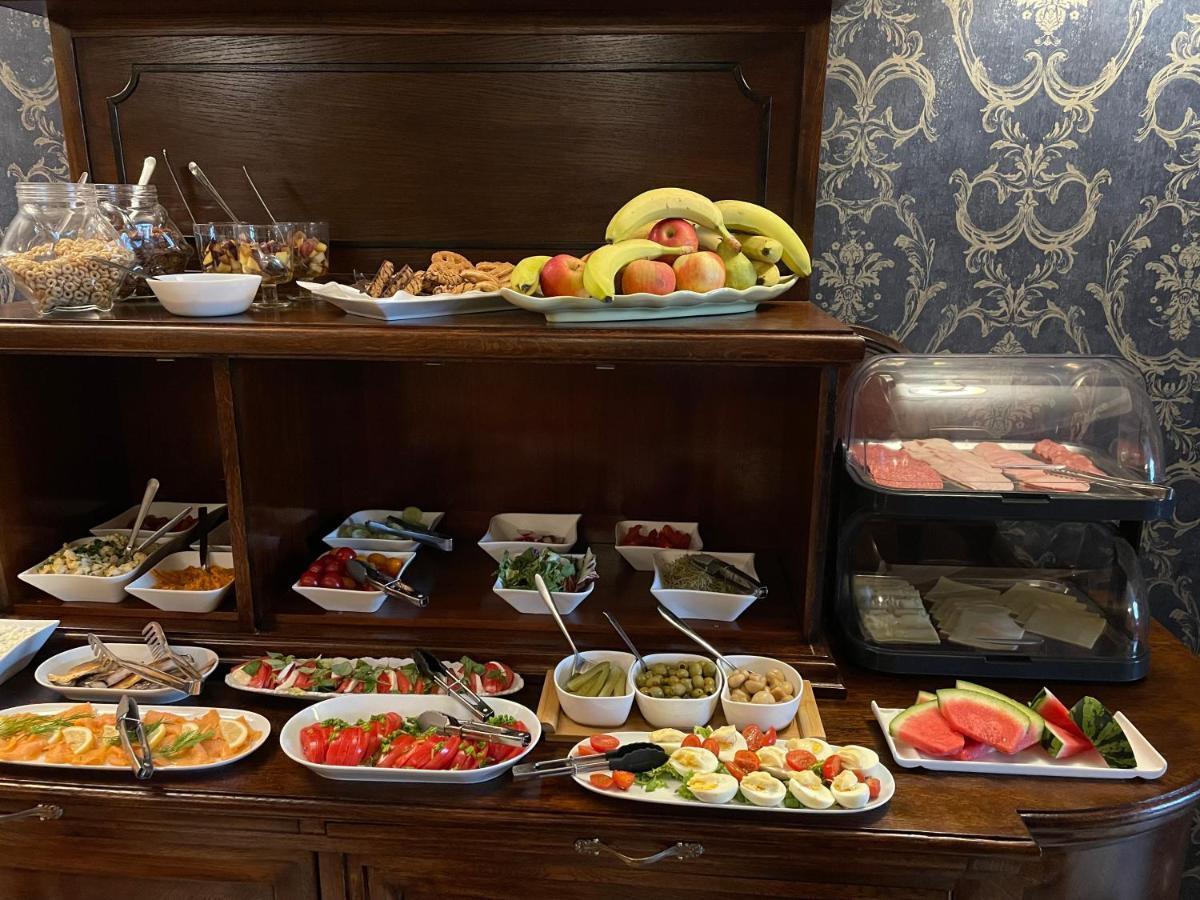 Sleepwalker Boutique Suites วรอตซวาฟ ภายนอก รูปภาพ