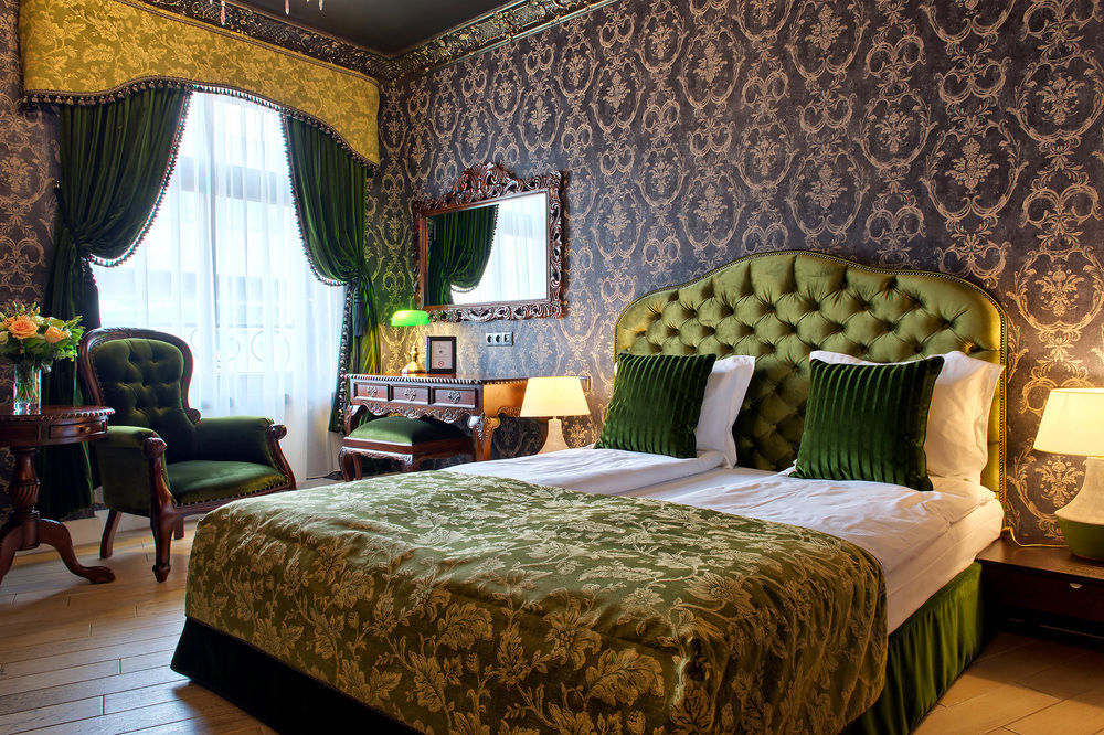Sleepwalker Boutique Suites วรอตซวาฟ ภายนอก รูปภาพ